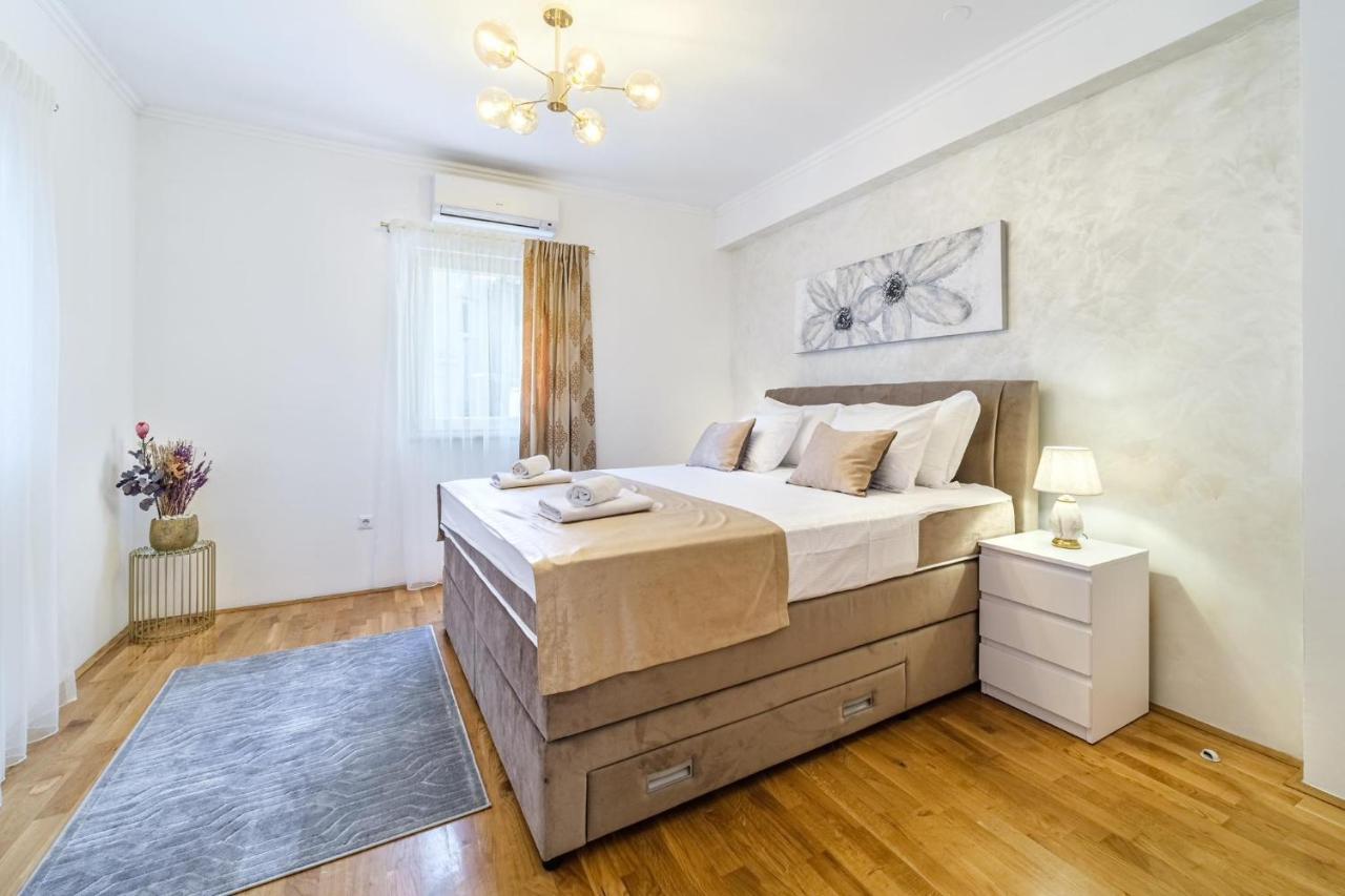 Luxury Apartmens Sebastijan&Karlo Split Eksteriør billede